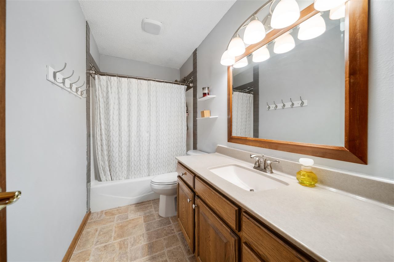 1818 Flatiron Avenue Iowa City IA 52240