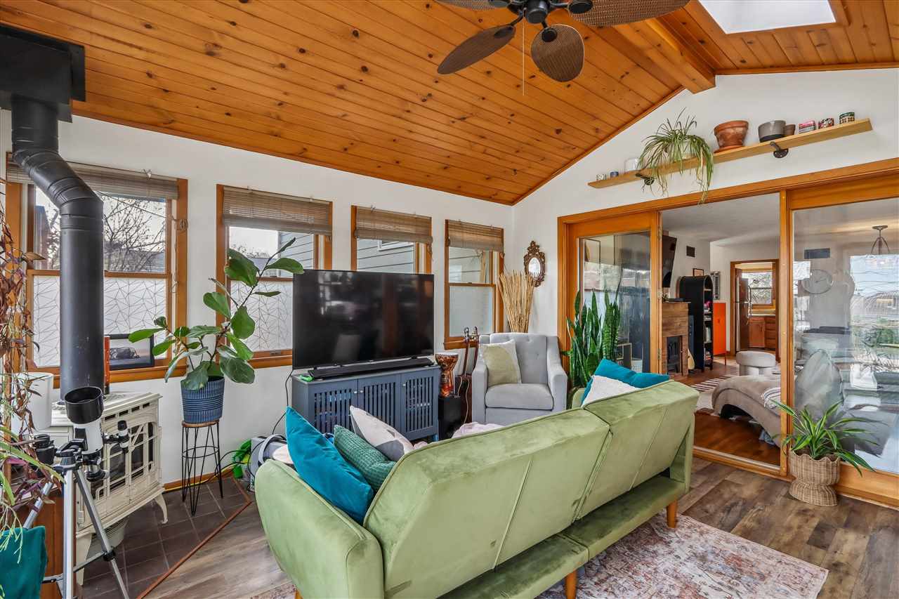 819 14th Avenue Coralville IA 52241