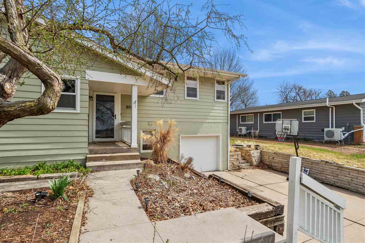 819 14th Avenue Coralville IA 52241