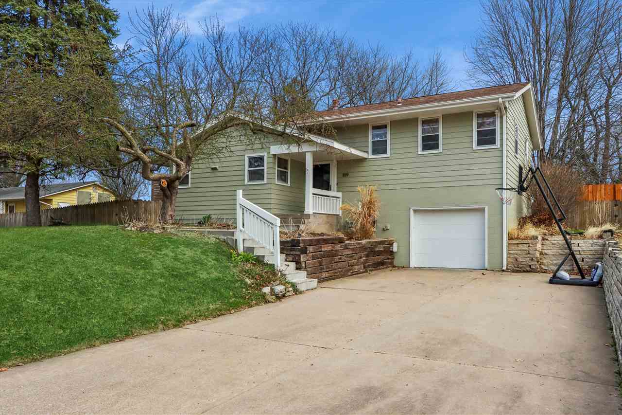 819 14th Avenue Coralville IA 52241