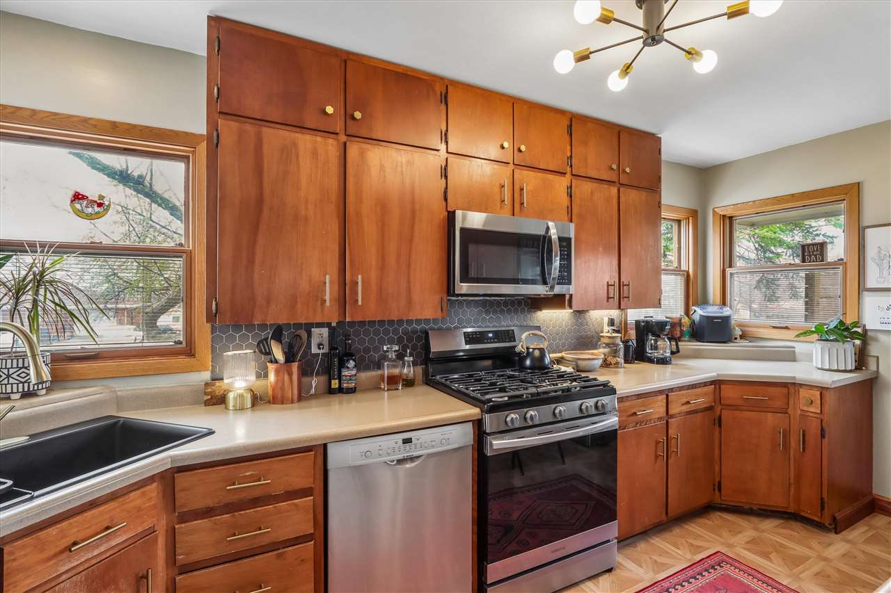 819 14th Avenue Coralville IA 52241