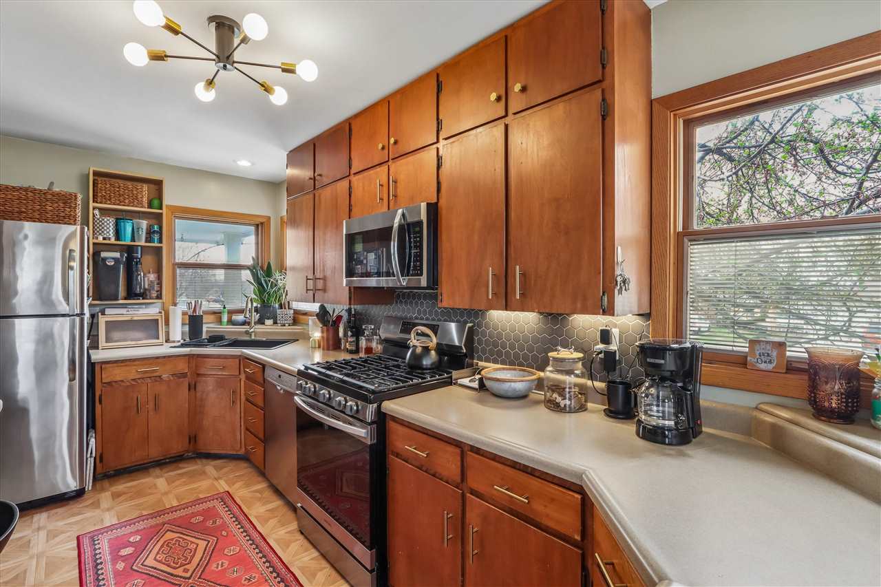 819 14th Avenue Coralville IA 52241