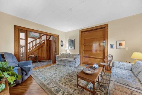 810 N Linn Street Iowa City IA 52245