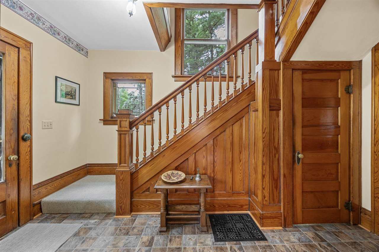 810 N Linn Street Iowa City IA 52245