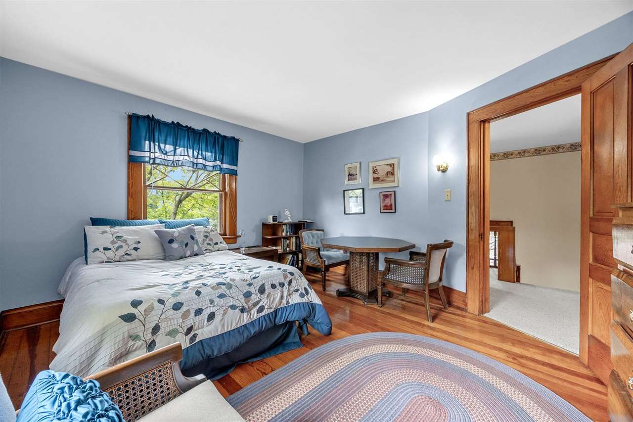 810 N Linn Street Iowa City IA 52245
