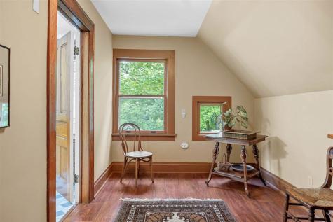810 N Linn Street Iowa City IA 52245