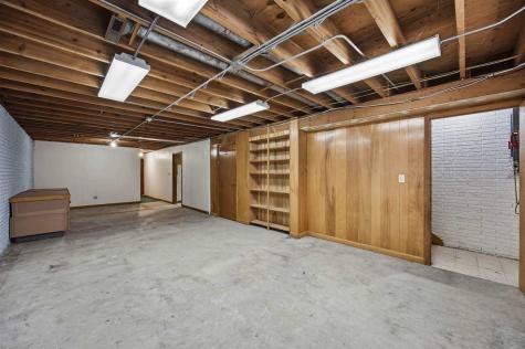 36 Arbury Iowa City IA 52246