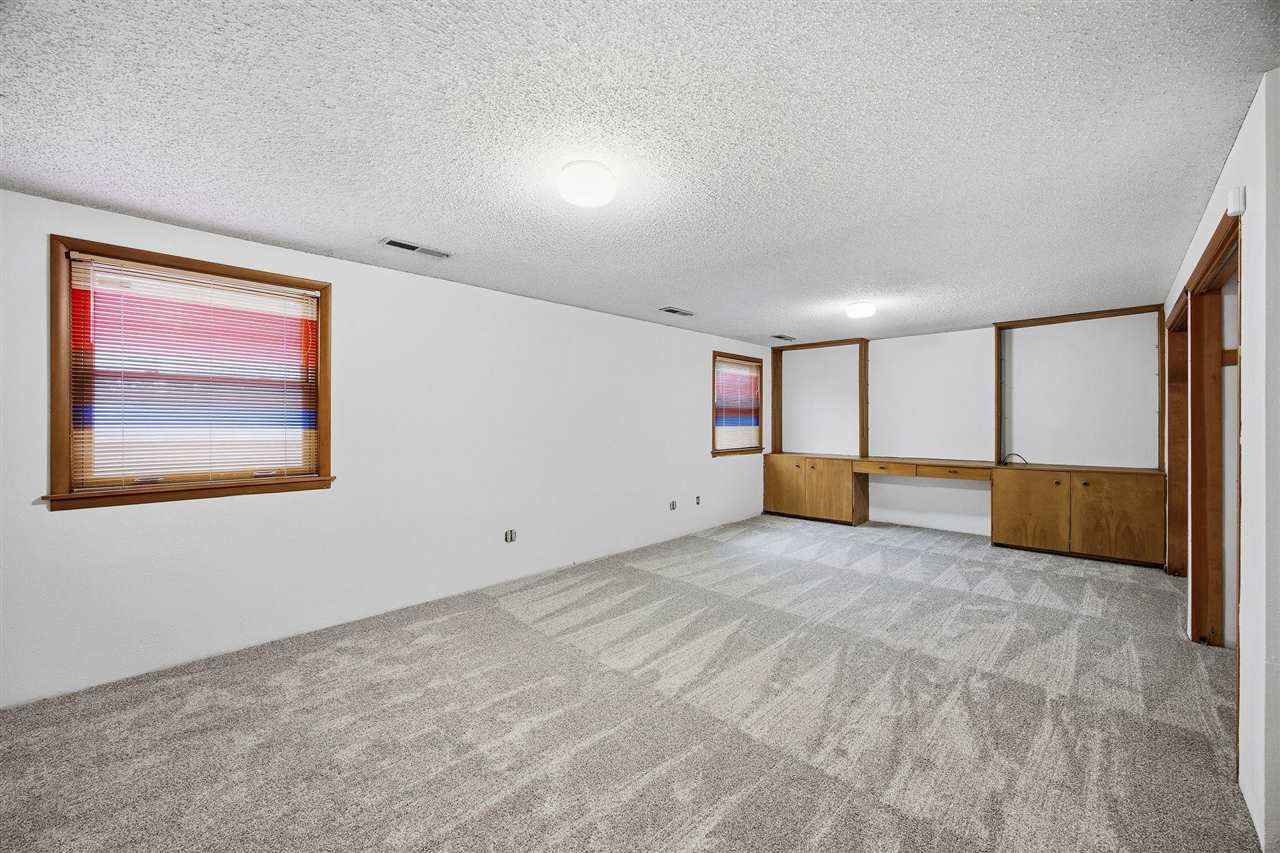 36 Arbury Iowa City IA 52246