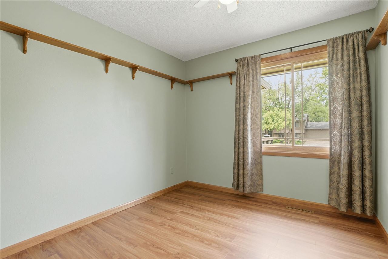 1817 Hollywood Boulevard Iowa City IA 52240