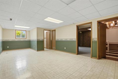 1817 Hollywood Boulevard Iowa City IA 52240