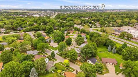 1817 Hollywood Boulevard Iowa City IA 52240