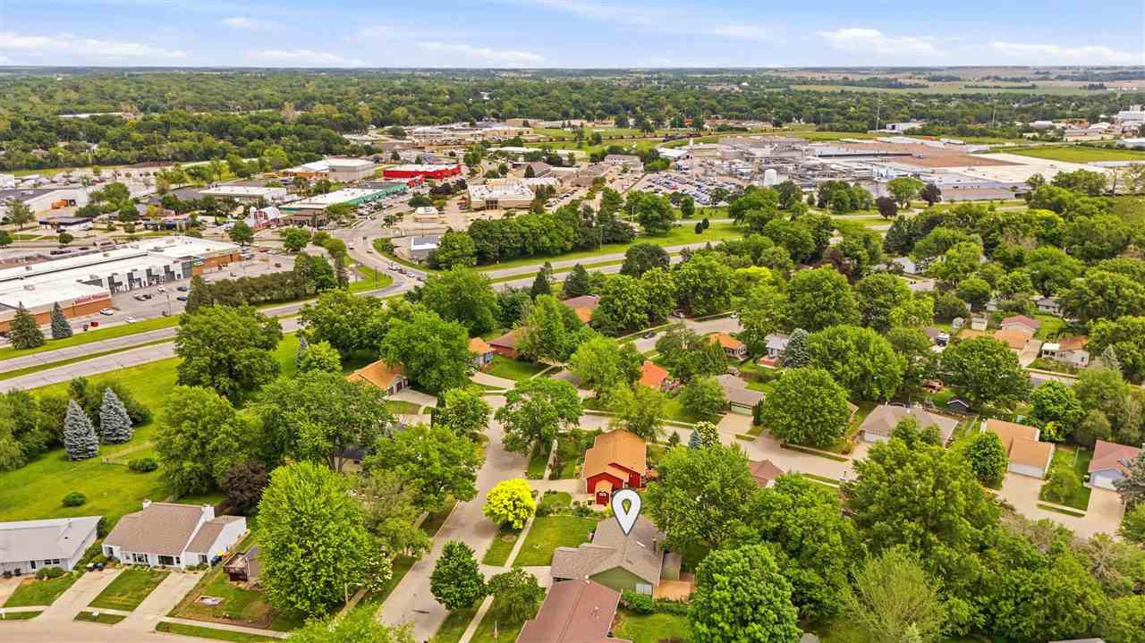 1817 Hollywood Boulevard Iowa City IA 52240