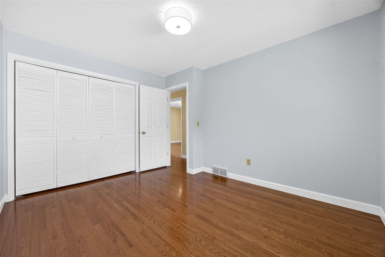 15 Riverview Drive NE Iowa City IA 52240