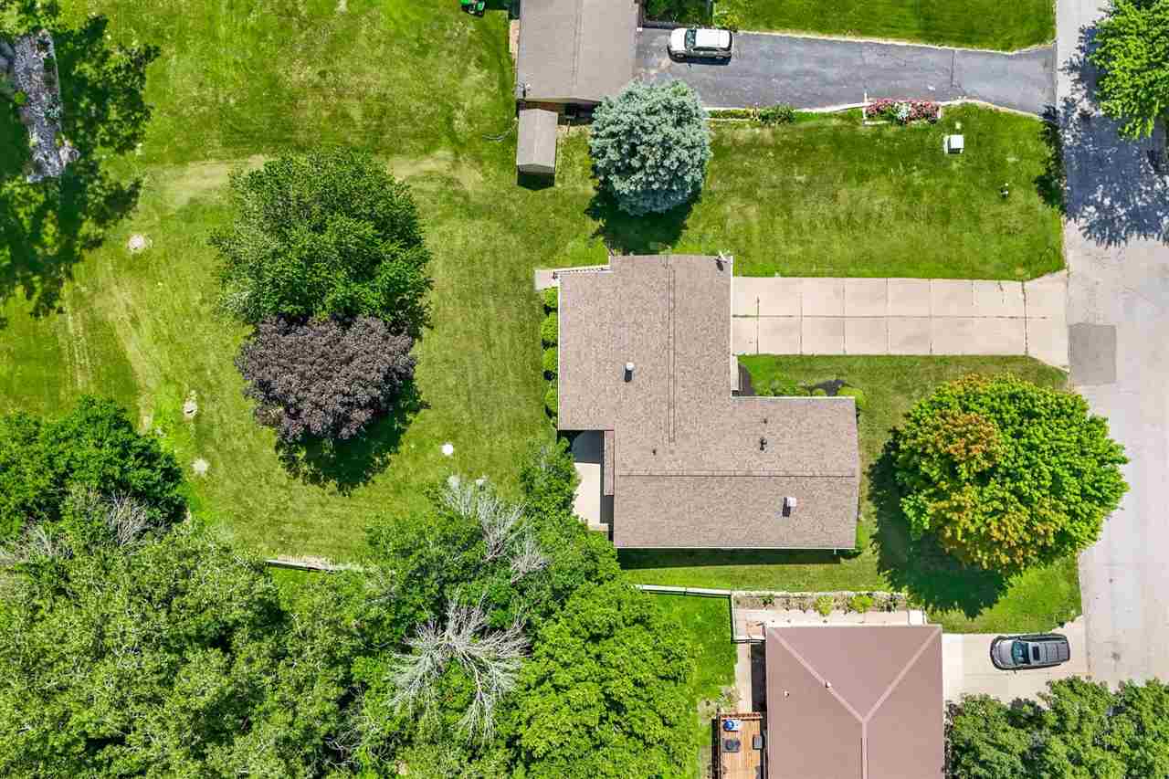 15 Riverview Drive NE Iowa City IA 52240