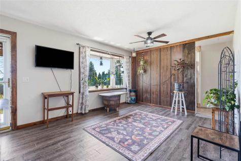 12039 Wright Road La Porte IA 50651