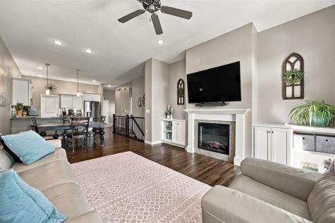 1860 Carroll Court North Liberty IA 52317