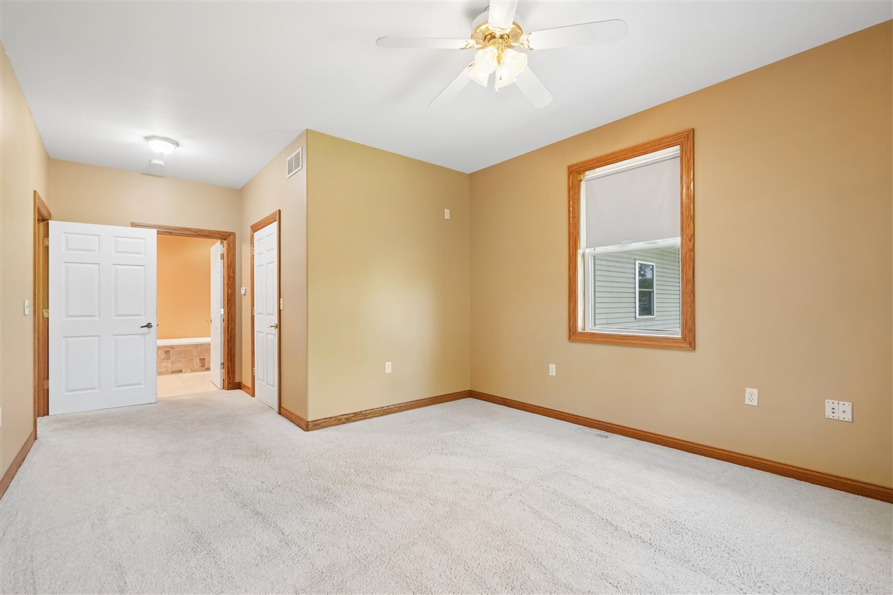 1253 Hillview Court NE Swisher IA 52338