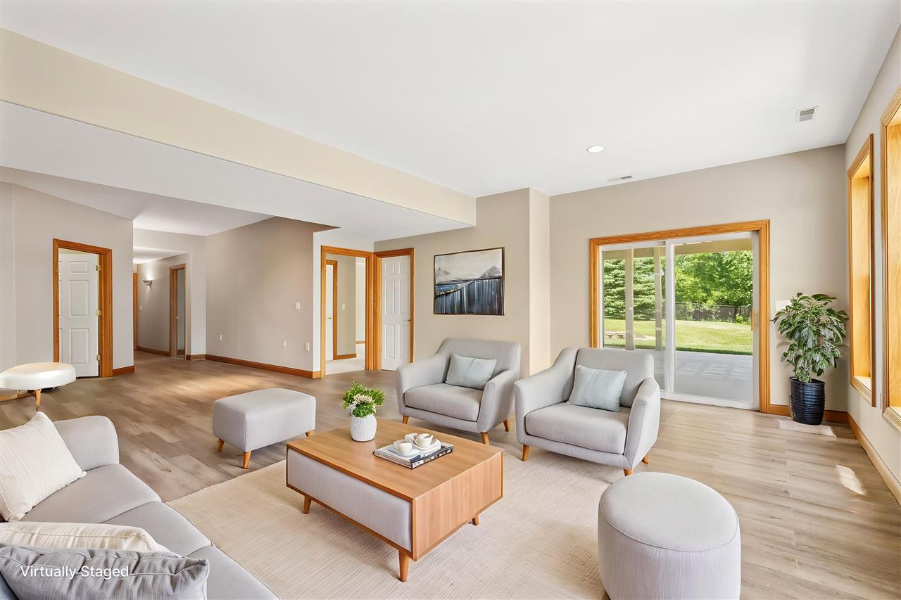 1253 Hillview Court NE Swisher IA 52338