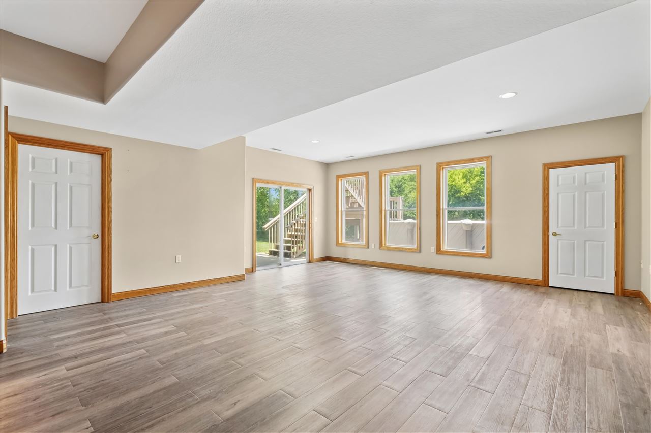 1253 Hillview Court NE Swisher IA 52338
