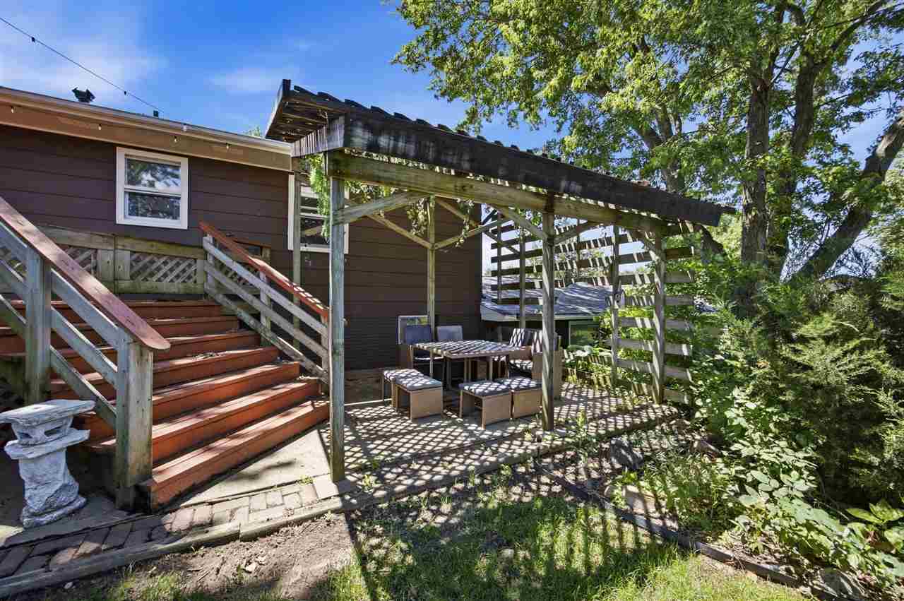 502 NE Crimson Drive Cedar Rapids IA 52402
