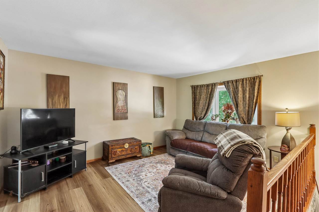 46 Regal Lane Iowa City IA 52240