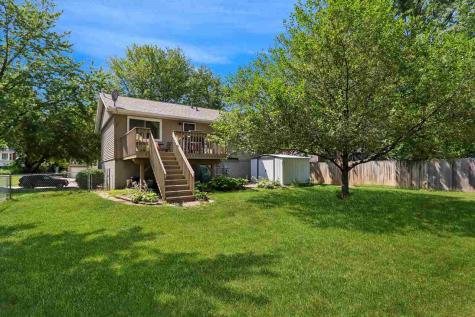 46 Regal Lane Iowa City IA 52240