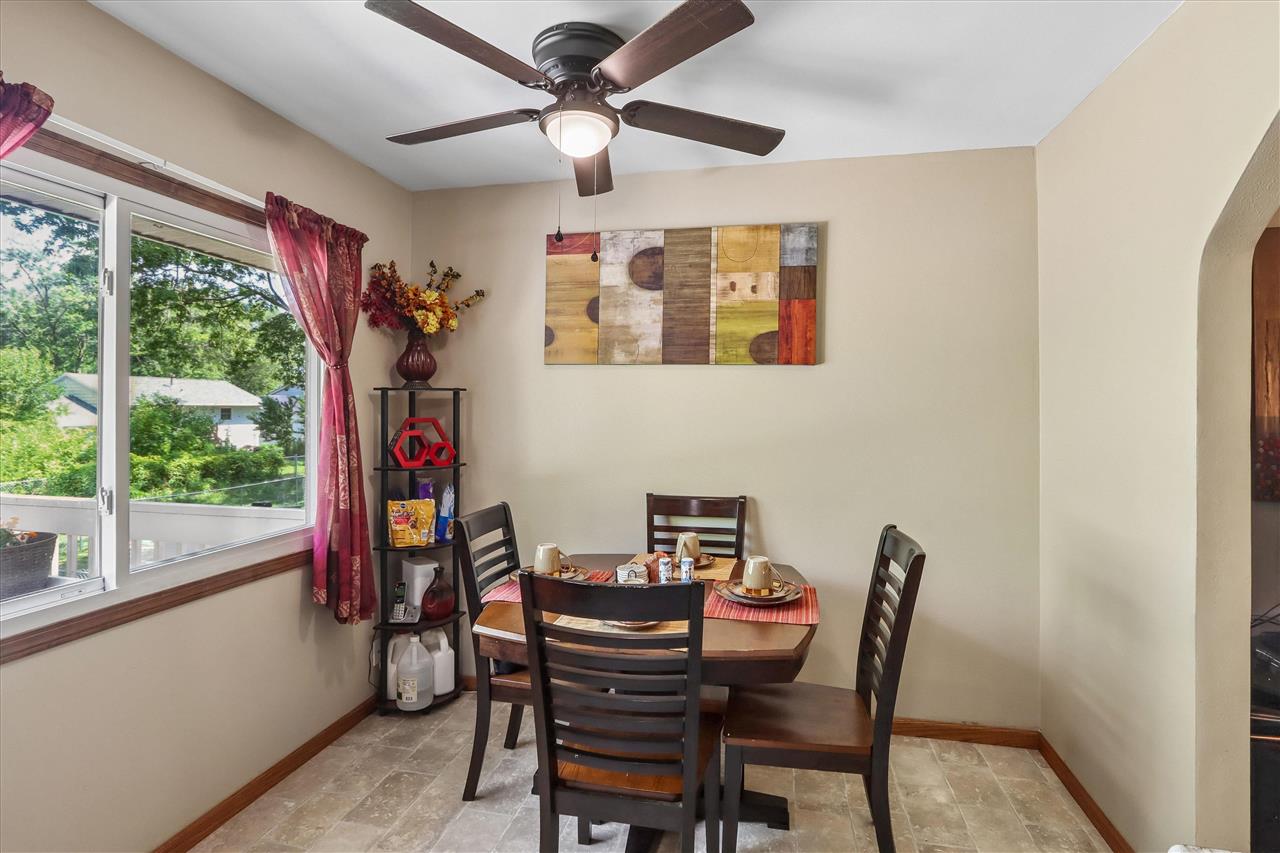 46 Regal Lane Iowa City IA 52240
