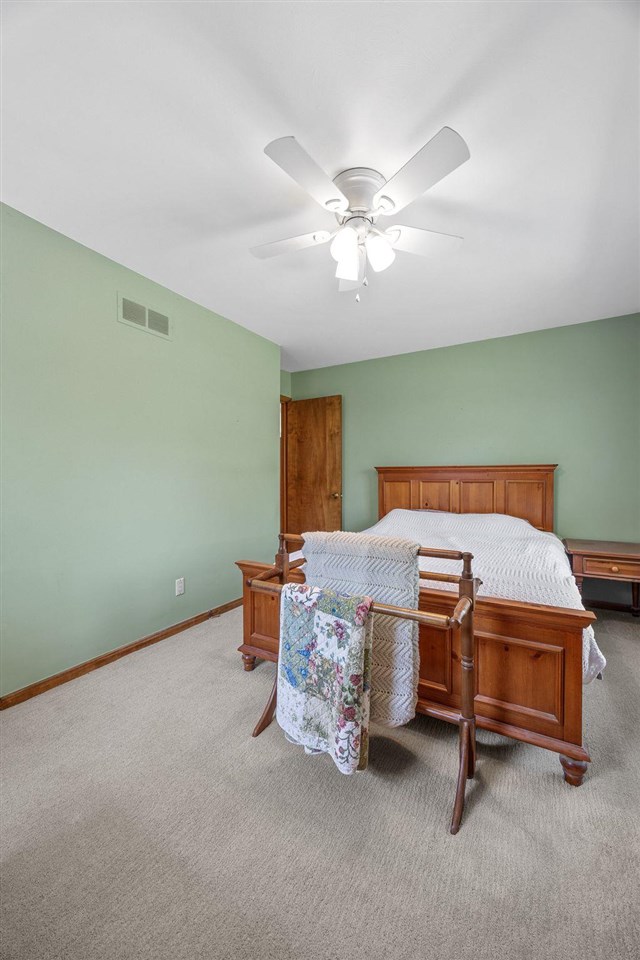 2406 Friendship Street Iowa City IA 52245