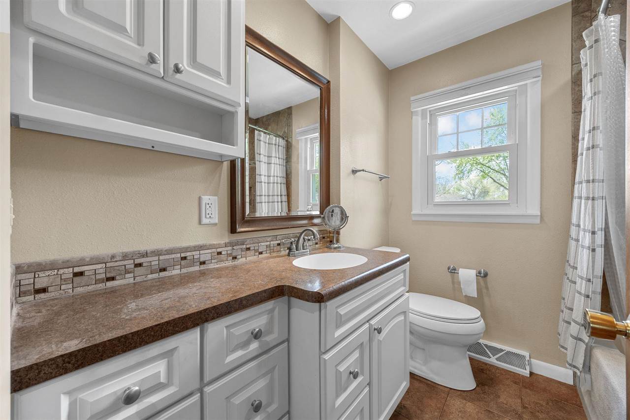 2406 Friendship Street Iowa City IA 52245