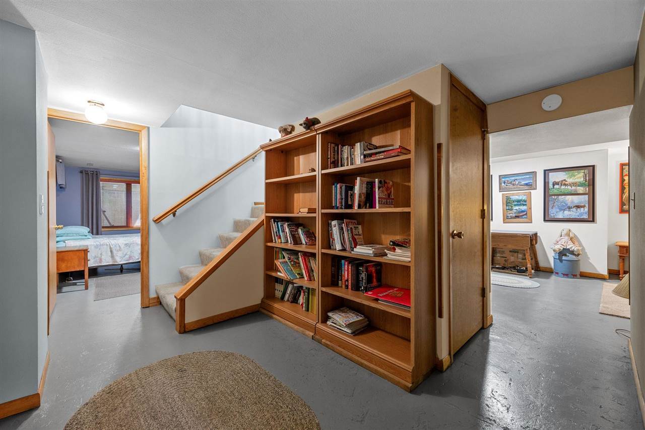 2406 Friendship Street Iowa City IA 52245