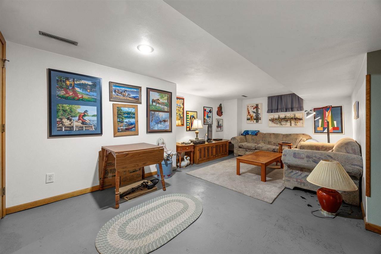 2406 Friendship Street Iowa City IA 52245
