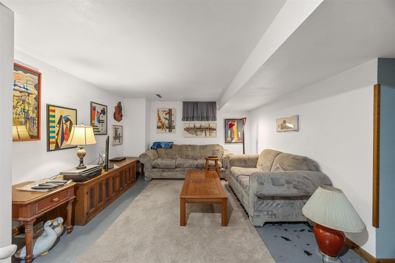 2406 Friendship Street Iowa City IA 52245