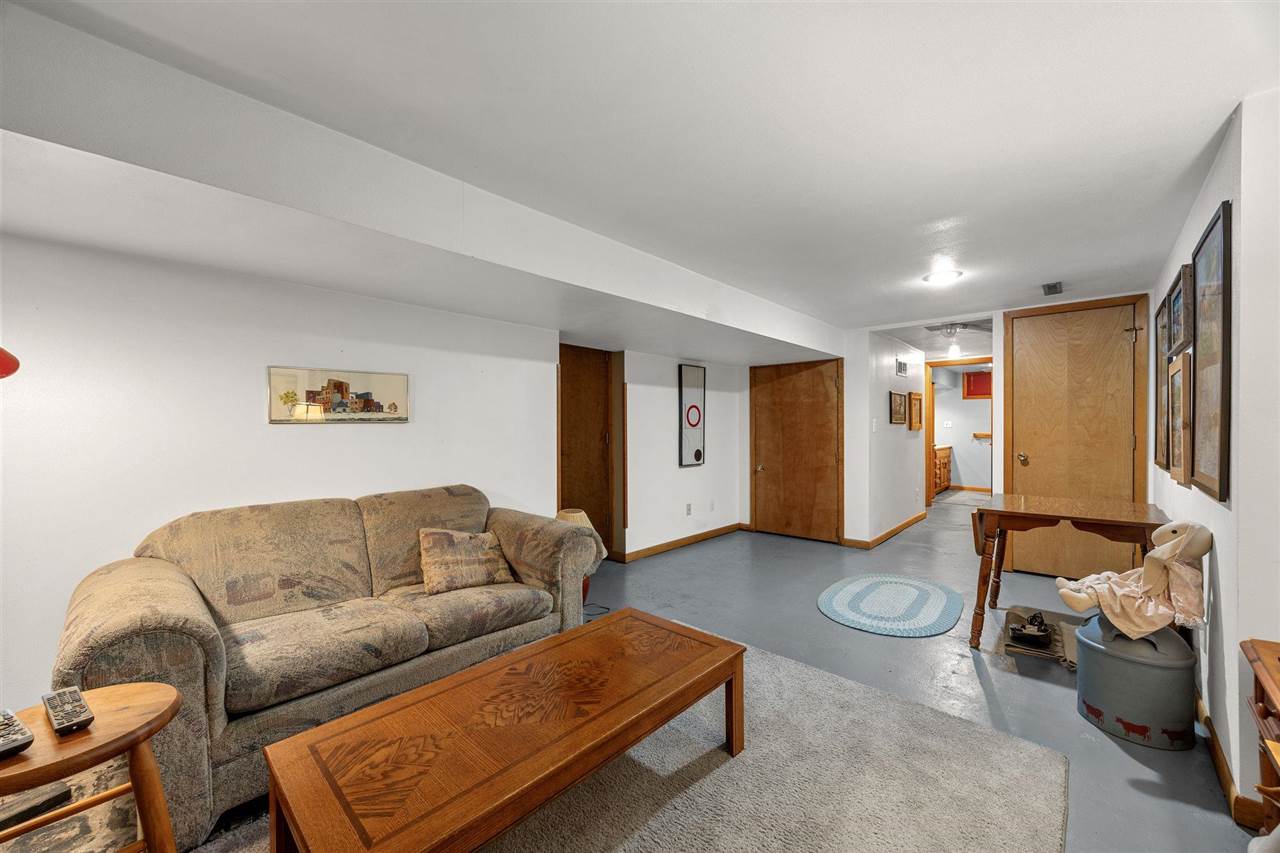 2406 Friendship Street Iowa City IA 52245