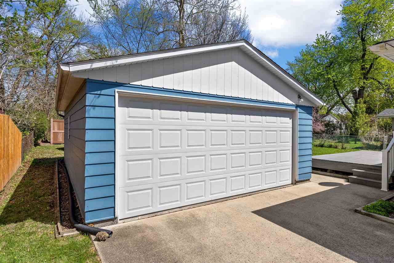2406 Friendship Street Iowa City IA 52245