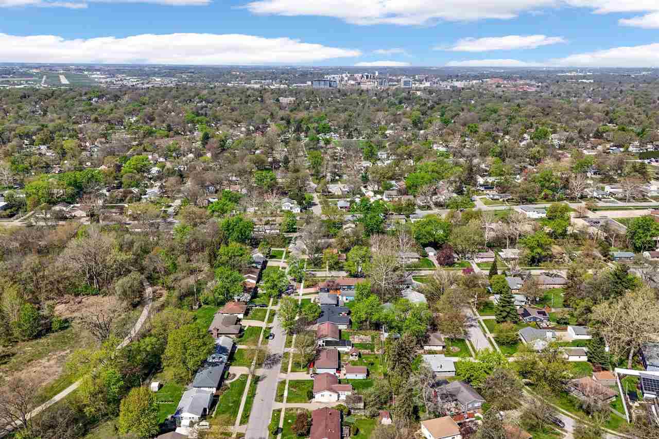 2406 Friendship Street Iowa City IA 52245
