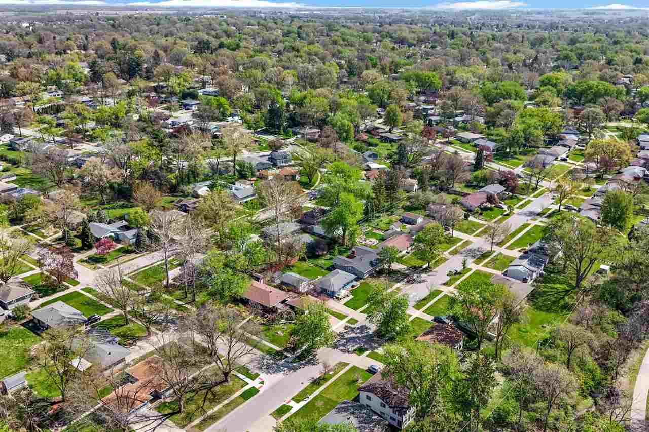 2406 Friendship Street Iowa City IA 52245
