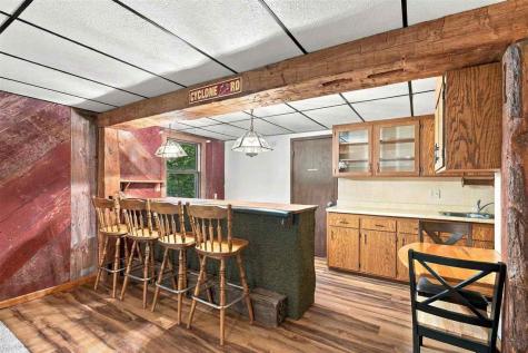812 12th Street Kalona IA 52247