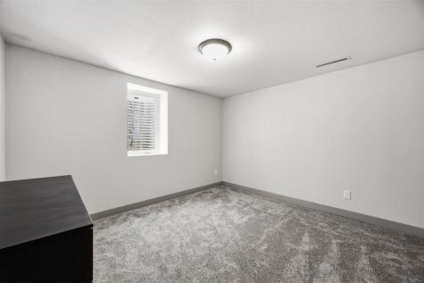 2739 Franklin Avenue NE Cedar Rapids IA 52402