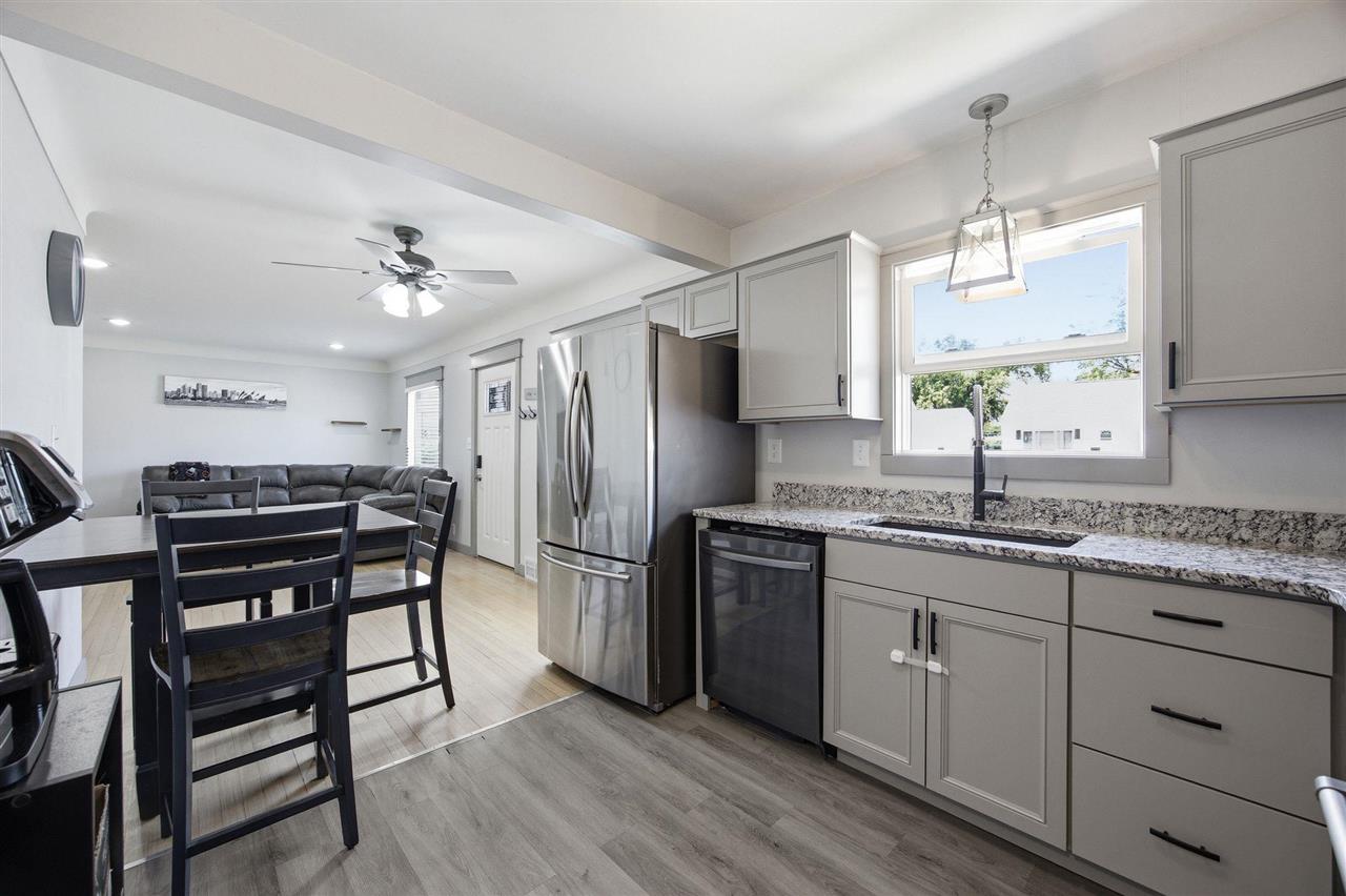 2739 Franklin Avenue NE Cedar Rapids IA 52402