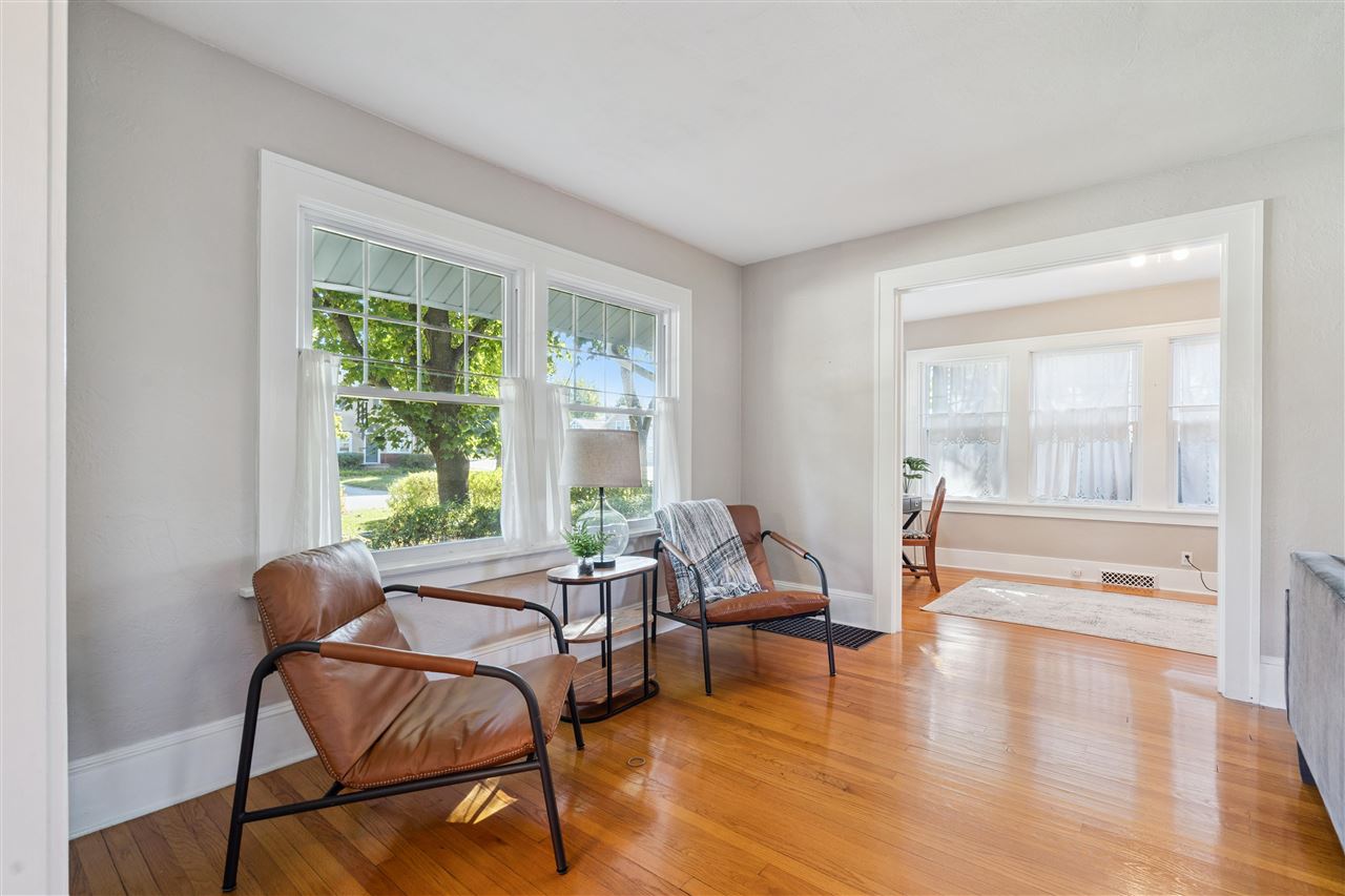 549 Vernon Drive SE Cedar Rapids IA 52403