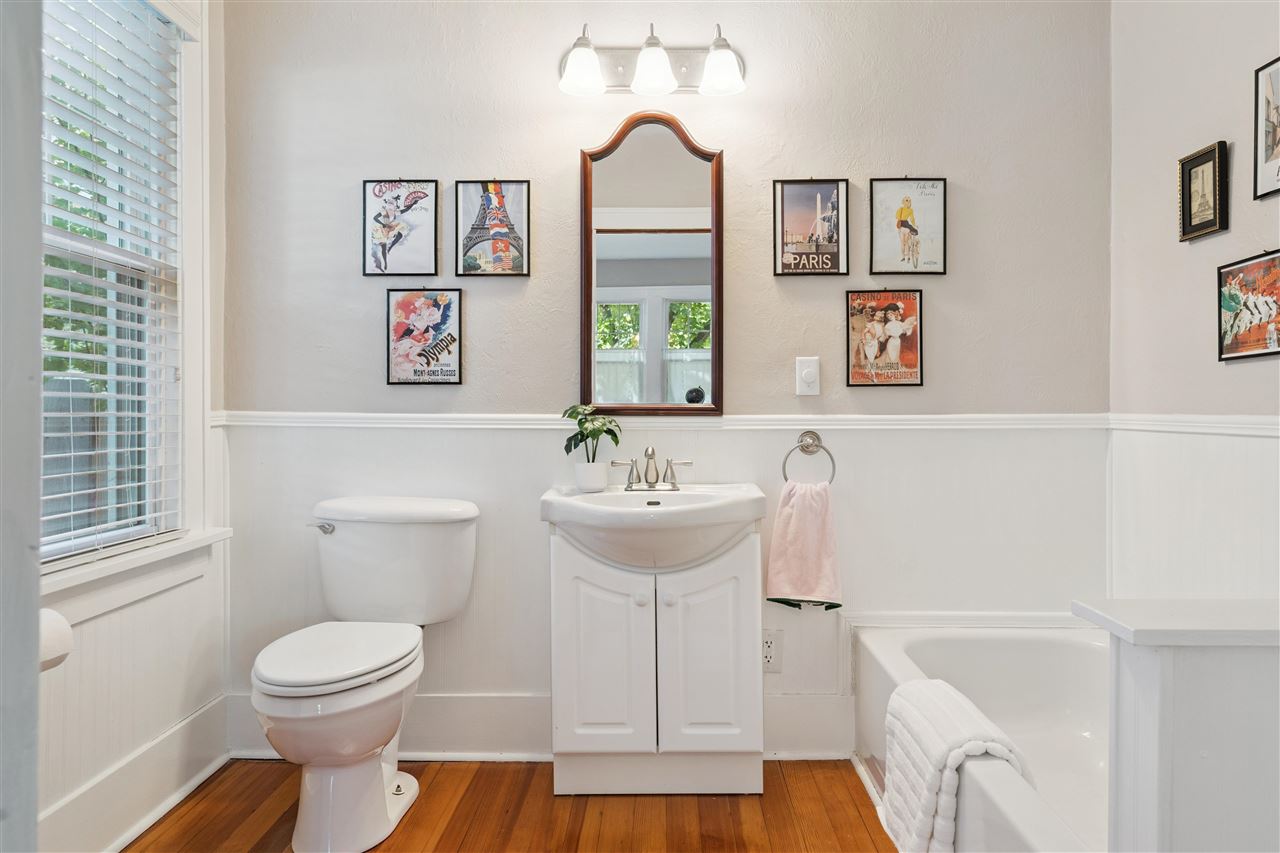 549 Vernon Drive SE Cedar Rapids IA 52403