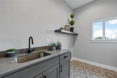 1713 Sherman Drive Iowa City IA 52240