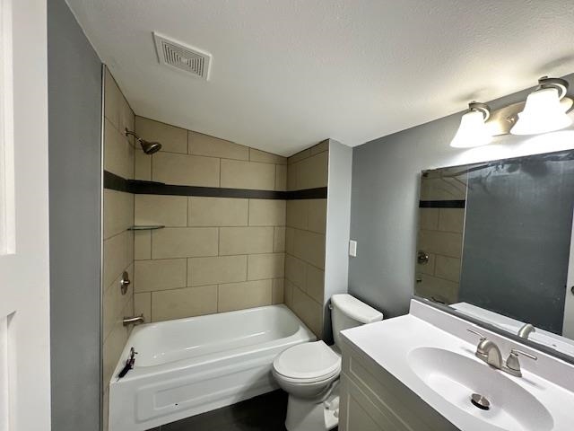 1207 Lukirk Street Iowa City IA 52240