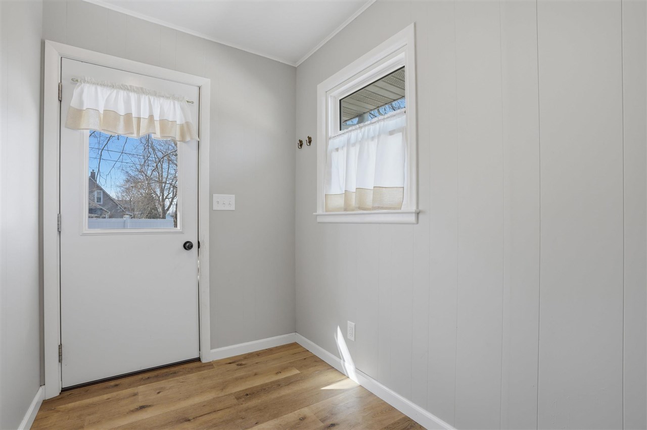 1009 E 2nd Street Washington IA 52353