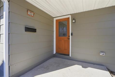 1009 E 2nd Street Washington IA 52353