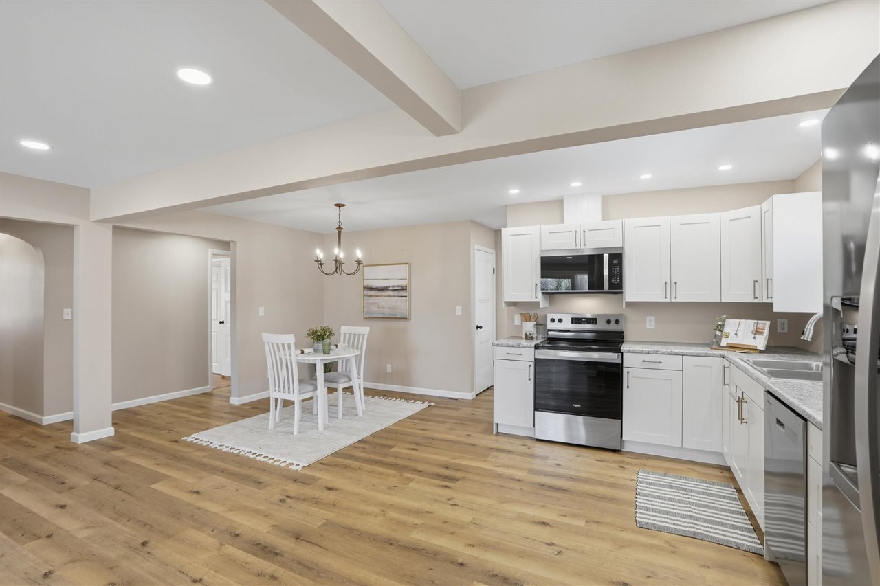1009 E 2nd Street Washington IA 52353