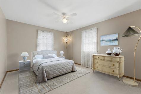 1406 N 2nd Avenue Washington IA 52353