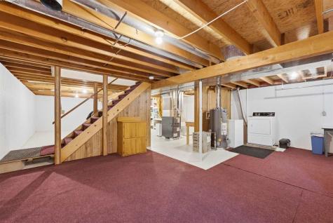 1406 N 2nd Avenue Washington IA 52353