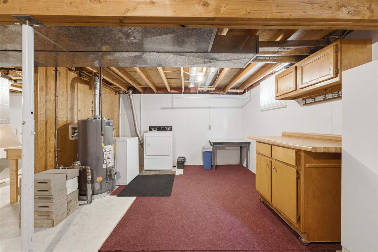 1406 N 2nd Avenue Washington IA 52353