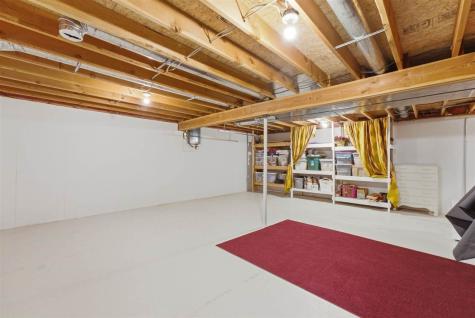 1406 N 2nd Avenue Washington IA 52353